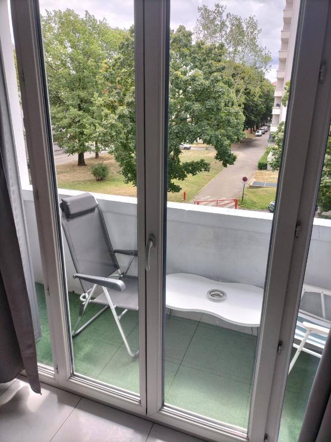 Joli Appartement Proche Metro Lyon Exterior foto
